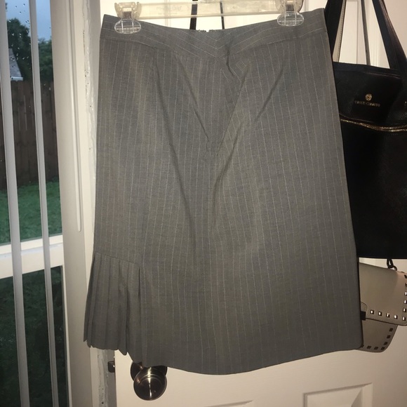 Ann Taylor Professional Skirt - Picture 1 of 5